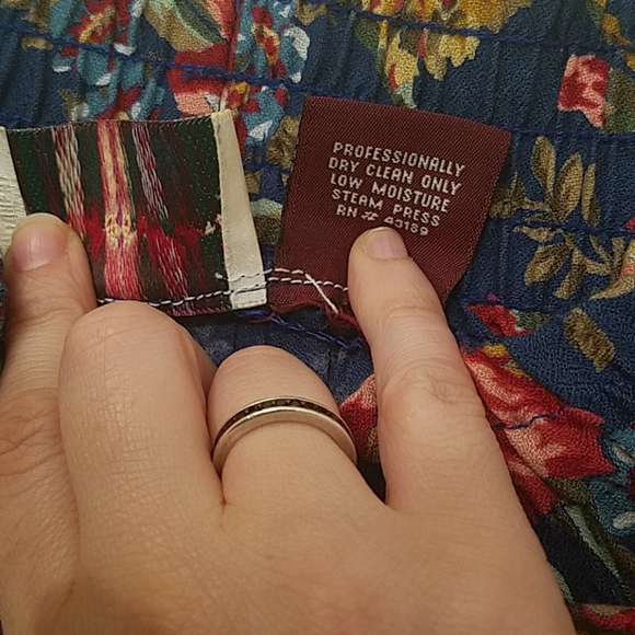 Susan Bristol_Floral Skirt w/POCKETS & Belt - Picture 12 of 14